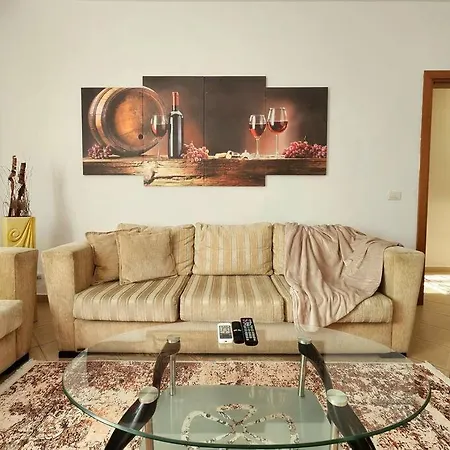 Apartment Lake View W/ 24 Check In *
