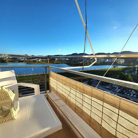 Apartment Lake View W/ 24 Check In *